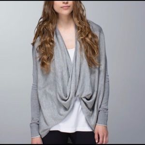 Lululemon Iconic sweater wrap sz 8